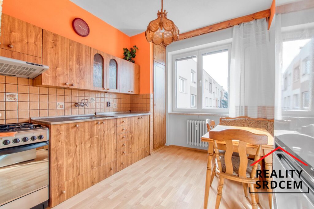 Pronájem částečně zařízeného bytu 3+1 s velkou lodžií, 71 m2, ul. Palackého, Frýdlant nad Ostravicí