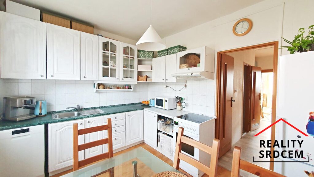 Pronájem nezařízeného bytu 3+1 s lodžií, 78,1 m2, ul. Maryčky Magdonové, Frýdek-Místek