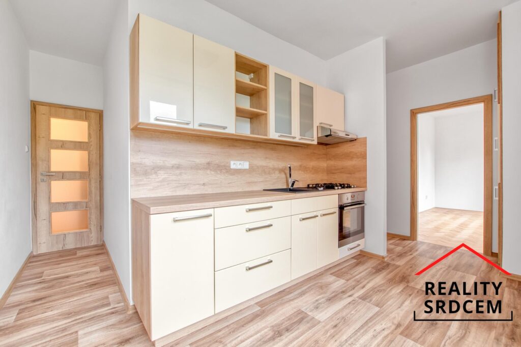 Podnájem zrekonstruovaného bytu 3+1 s lodžií, 76 m2, ul. Sportovní, Nový Jičín