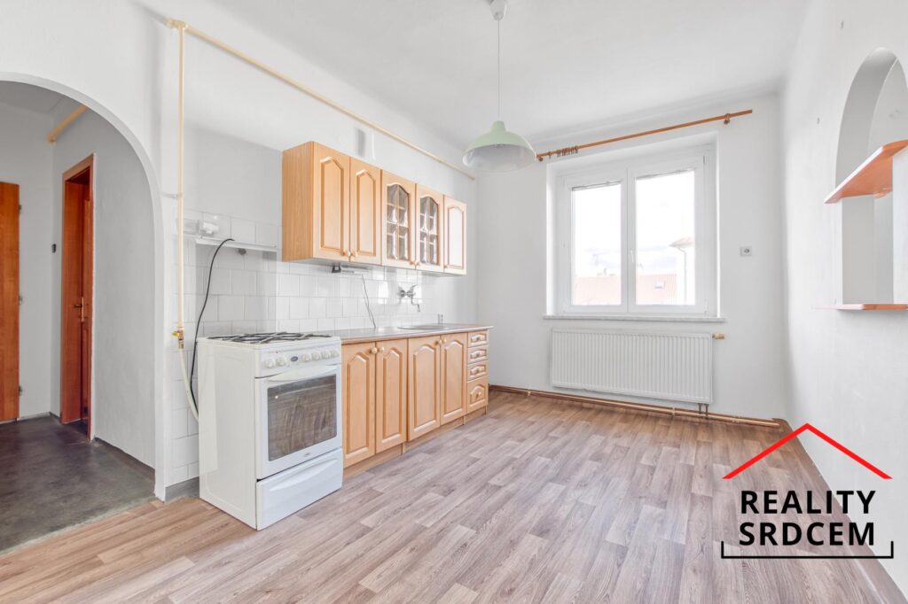 Pronájem prostorného bytu 2+1 se zahradou, 72 m2, ul. K Sedlištím, Lískovec u Frýdku-Místku