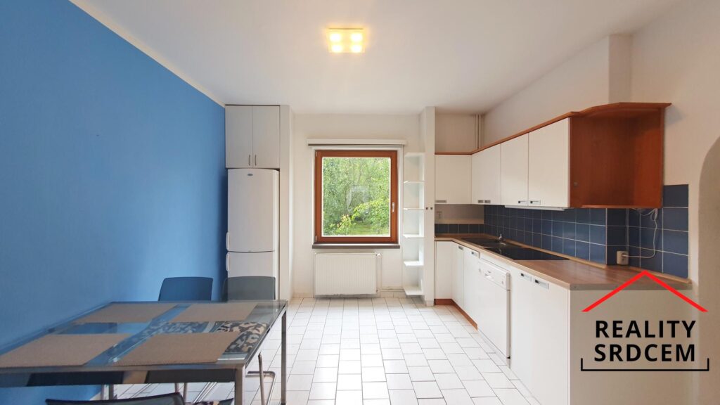 Pronájem kompletně zařízeného bytu 1+1 s parkováním, 52 m2, ul. Jaroslava Haška, F-M