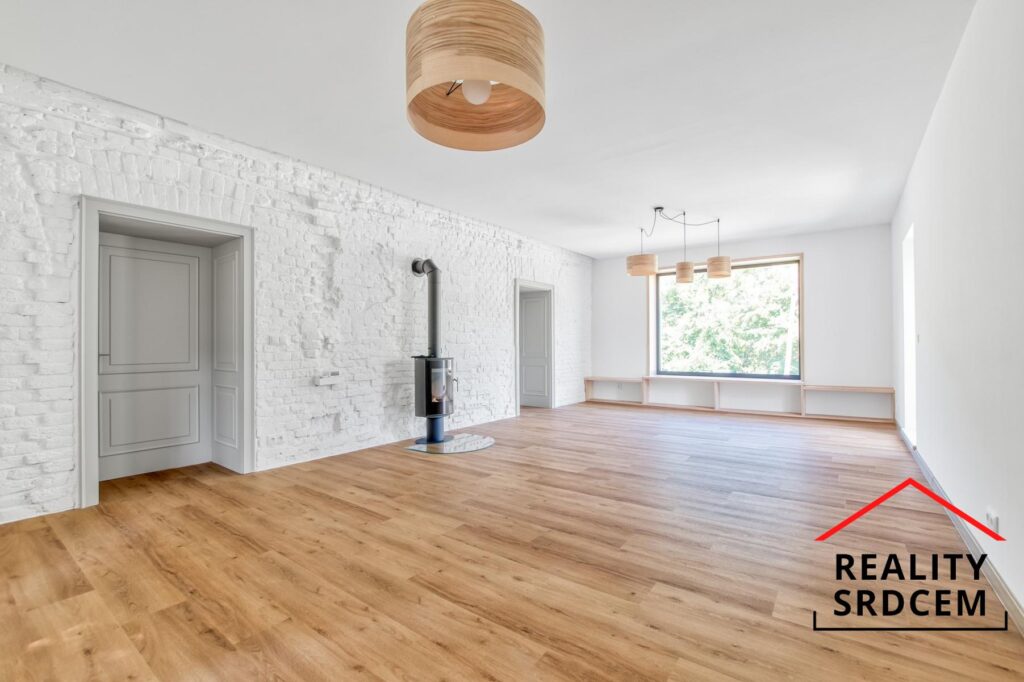 Rezidence Stará škola – Pronájem nadstandardního bytu 2+1, 102 m2, obec Tyra u Třince