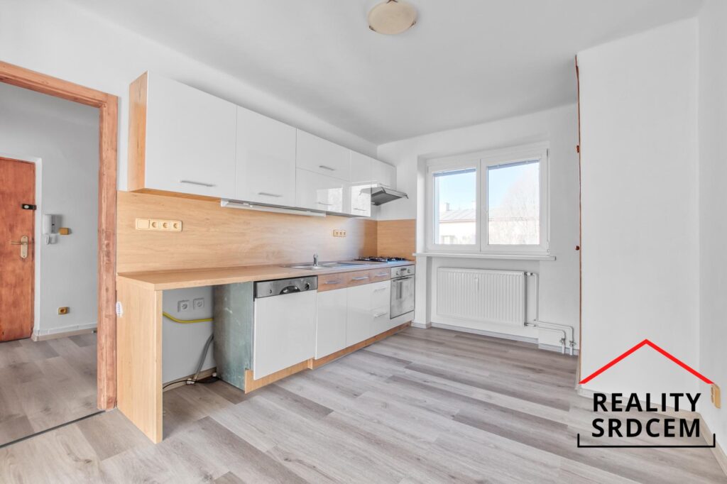 Pronájem zrekonstruovaného bytu 2+1, 46 m2, ul. Puškinova, Frýdek-Místek