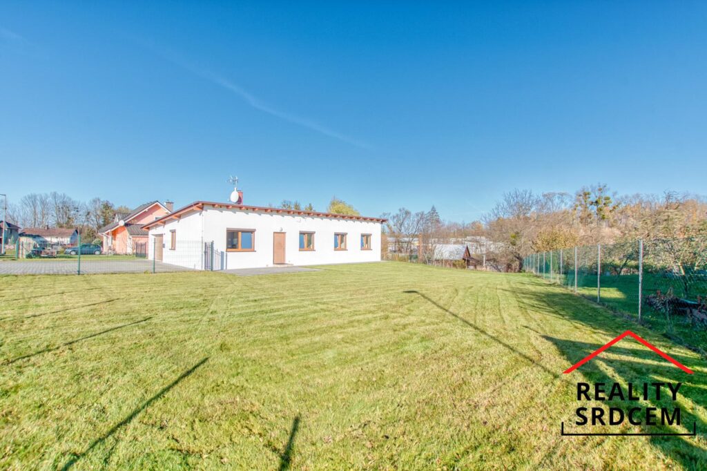 Pronájem rodinného domu 4+kk s garáží, 99 m2, obec Třanovice