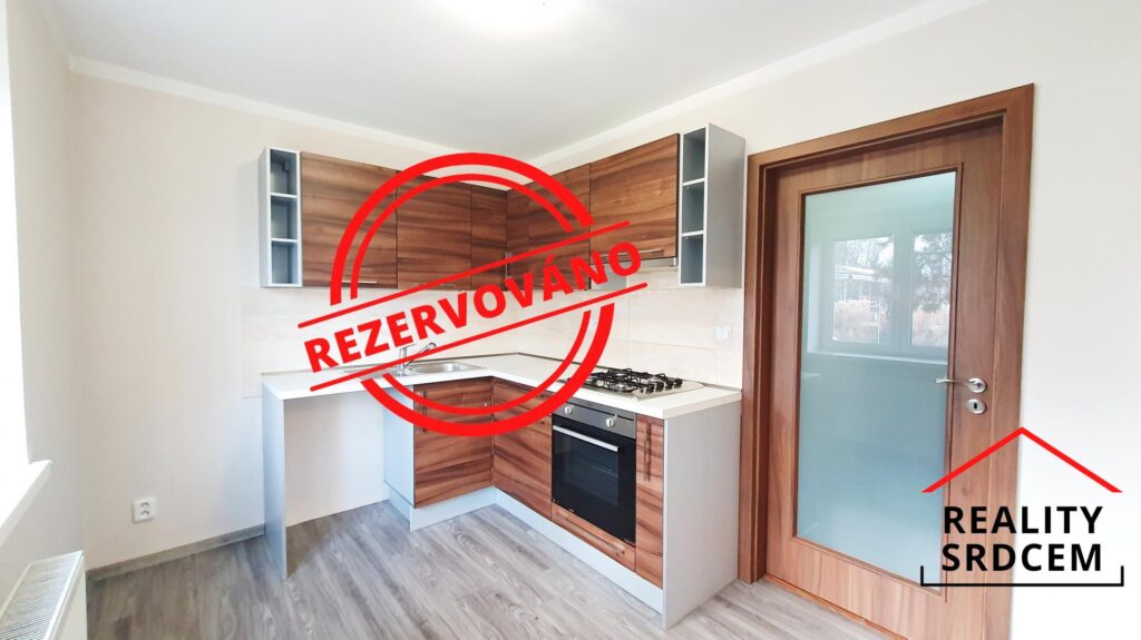 Pronájem zrekonstruovaného bytu 1+1, 28 m2, ul. Lískovecká, Frýdek-Místek