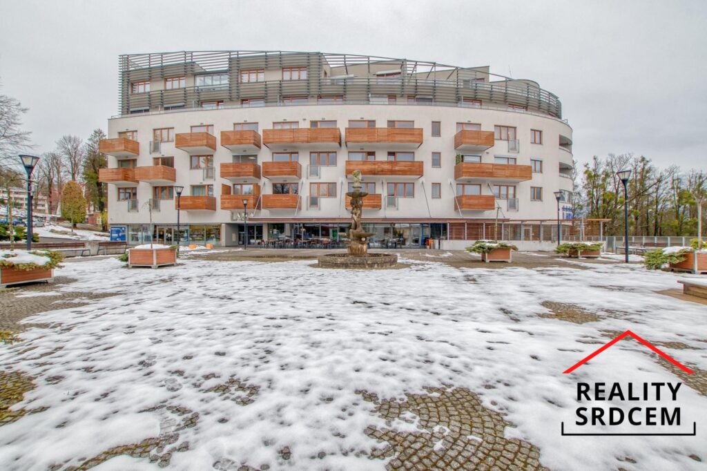 Podnájem apartmánu 2+kk s terasou a garážovým stáním, 68 m2, obec Čeladná (Lara Wellness)