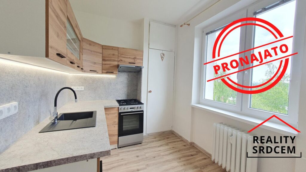 Pronájem částečně zrekonstruovaného i zařízeného bytu 1+1, 36 m2, ul. Lískovecká, Frýdek-Místek