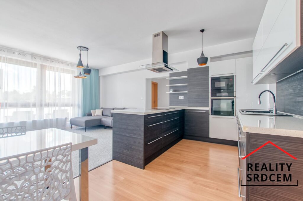 PŘÍPRAVA – Pronájem bytu 3+kk s terasou a park. místem, 78 m2, Rezidence Čelakovského, Frýdek-Místek