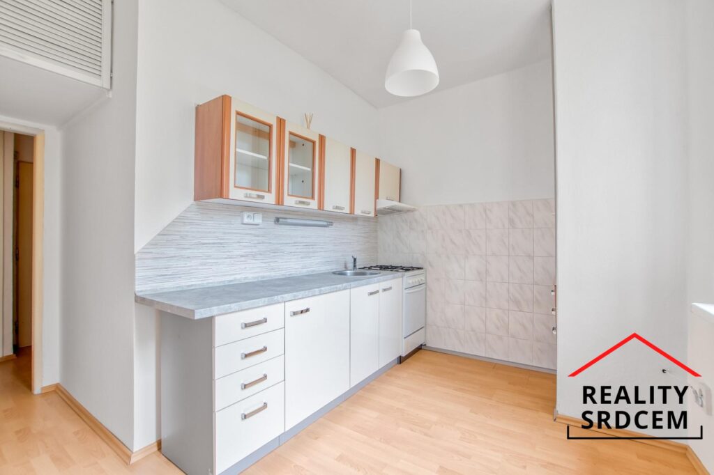 Pronájem částečně zrekonstruovaného bytu 1+1, 34 m2, ul. Nádražní, Frýdlant nad Ostravicí